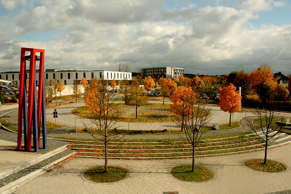 BEng Innovative Textiles